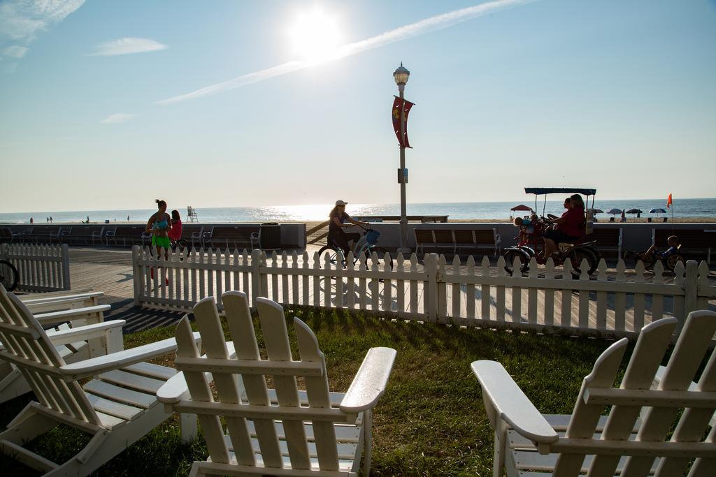 Beach Plaza Hotel Ocean City Exteriör bild